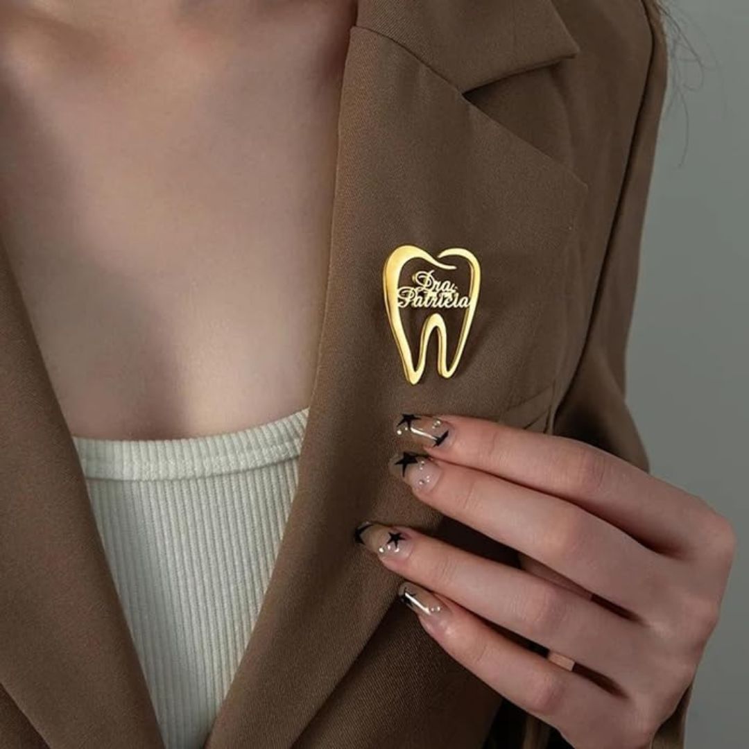 Custom Tooth Dentist Pin Brooch