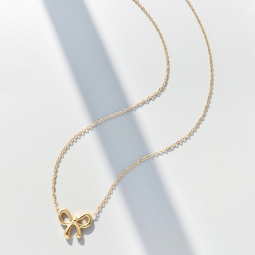 Cute Bow Pendent Necklace