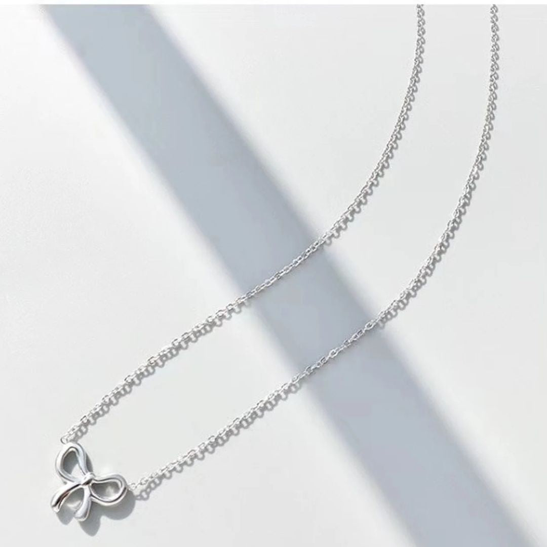 Cute Bow Pendent Necklace