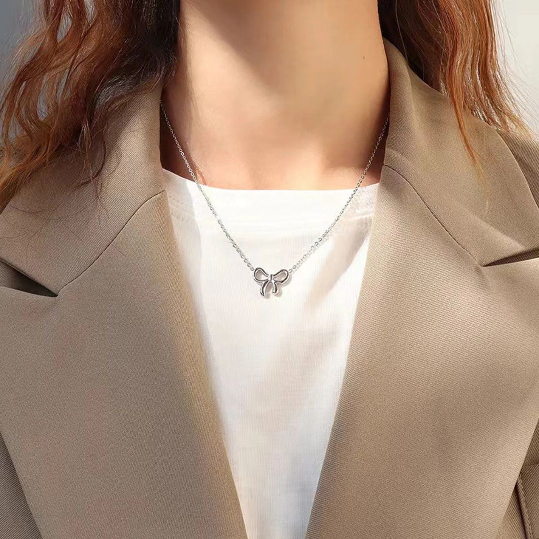Cute Bow Pendent Necklace
