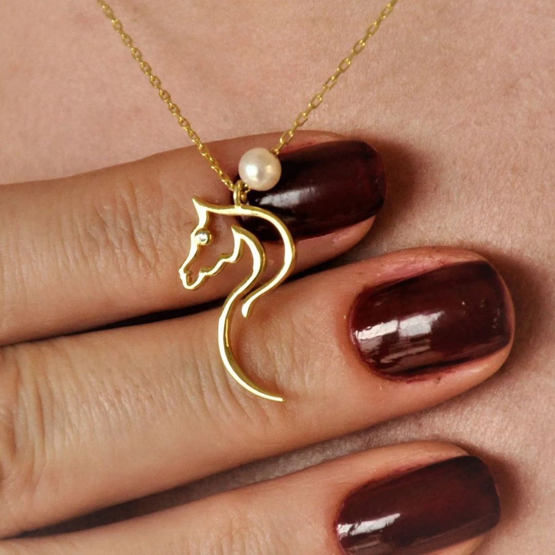 Horse Necklace With Pearl
