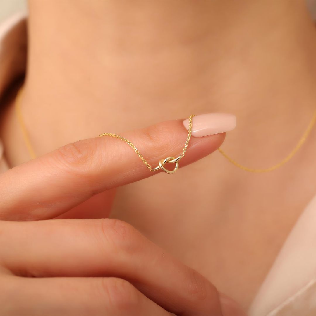 Love Tiny Knot Necklace | Promise Necklace