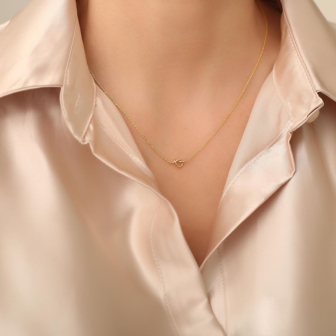 Love Tiny Knot Necklace | Promise Necklace