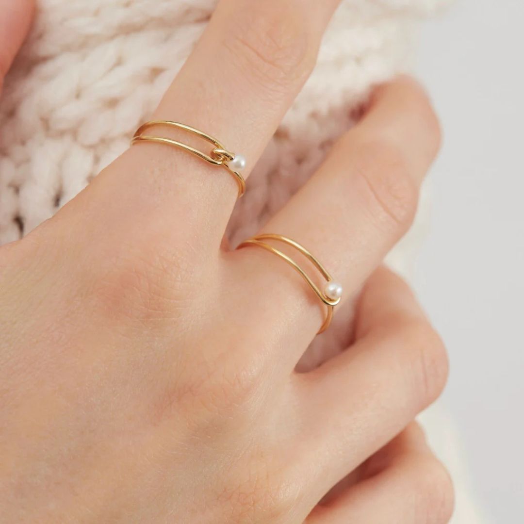 Minimalist Pearl Ring