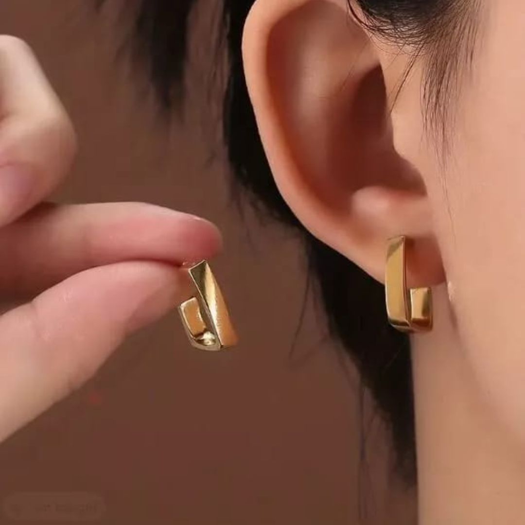 Small Huggie Square Round Hoop Studs