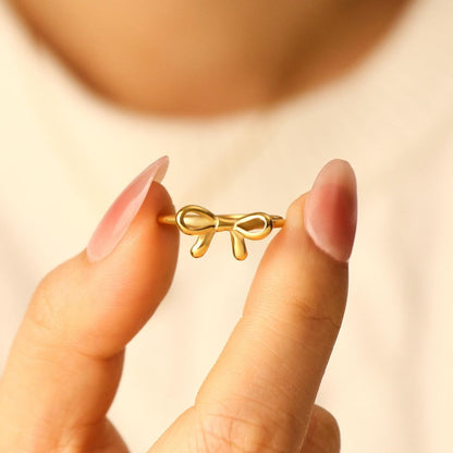 Golden Grace Bow Ring