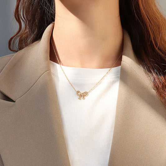 Cute Bow Pendent Necklace
