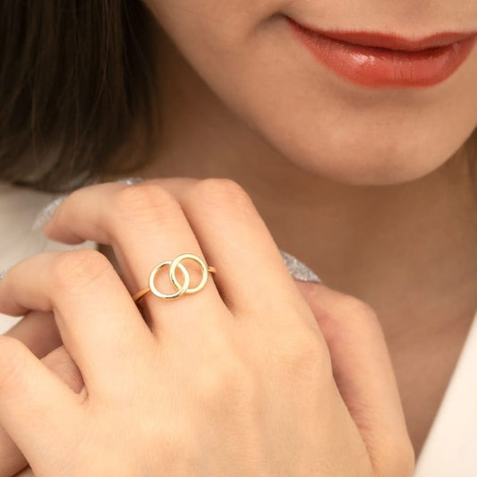 Interwined Circles Rings