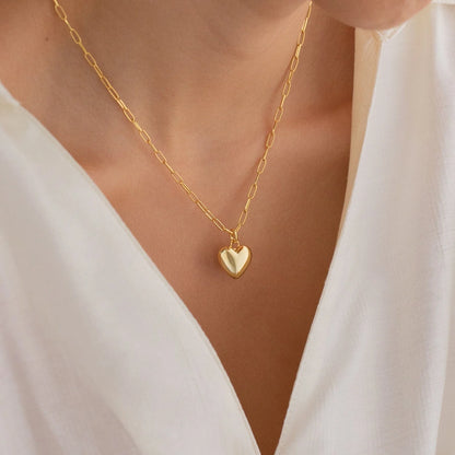 Minimalist Silver Heart Necklace